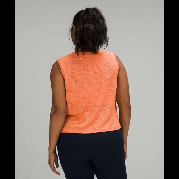 Lululemon Train to be tank in dot camo golden apricot - Picture 4 of 7